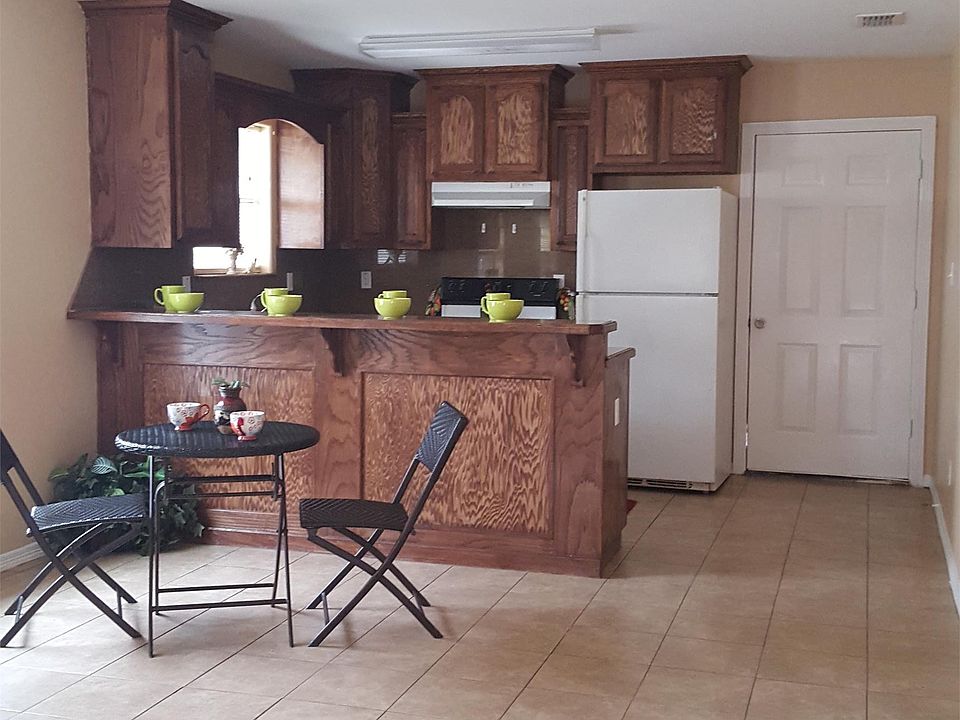 1st image of 3008 E Diamondhead Ave APT 2