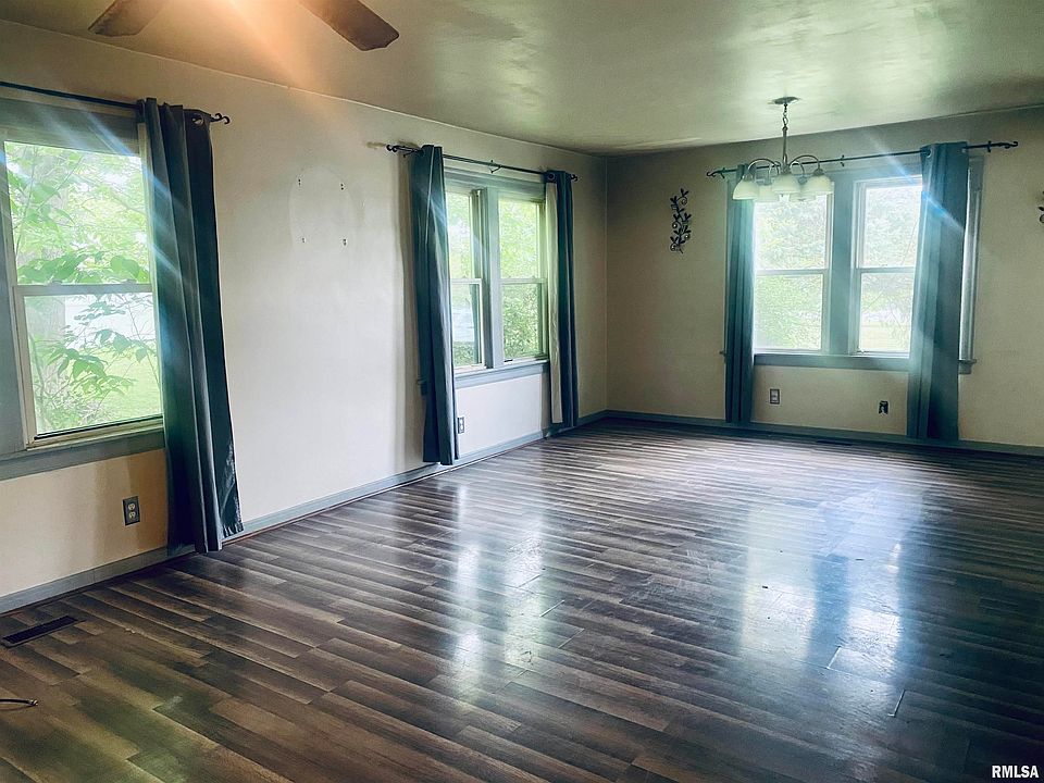 48 White Rd, Glenarm, IL 62536 Zillow