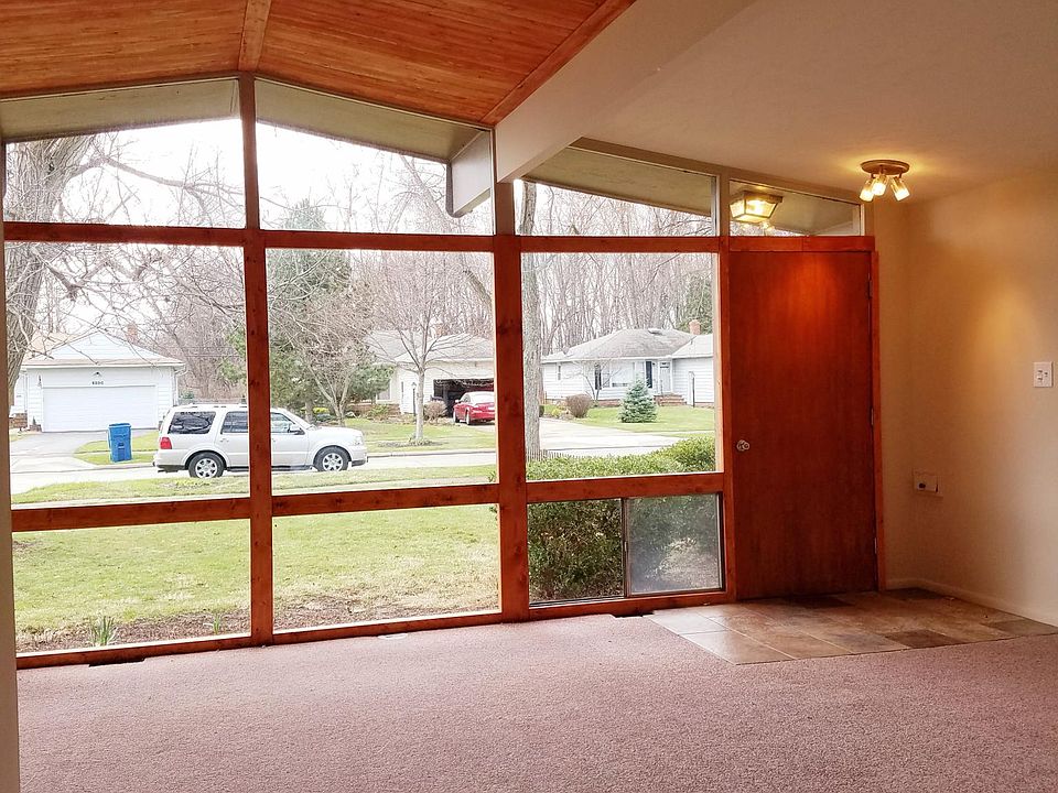 1st image of 4295 Coe Ave