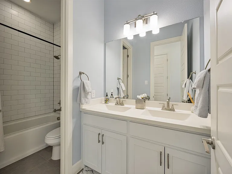 Hall Bathroom for Bedroom 2 and Bedroom 3/office