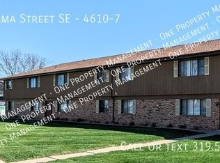 4610 Tama St SE #7, Cedar Rapids, IA 52403