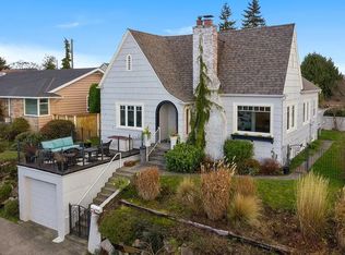 1814 28th Ave W, Seattle, WA 98199