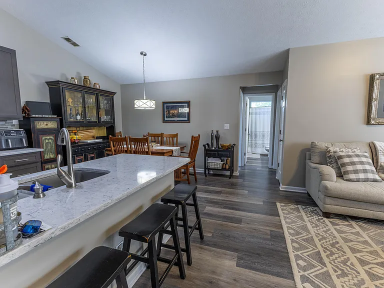 4216 Kensington Garden Ct — Photo 5