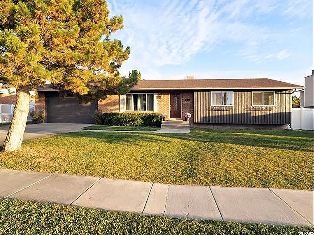1st image of 3044 W Martinez Way
