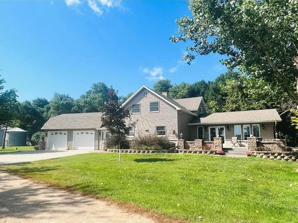 702 Frankford Ave N, Herman, MN 56248