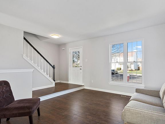 2nd image of 3156 Benton Square Dr