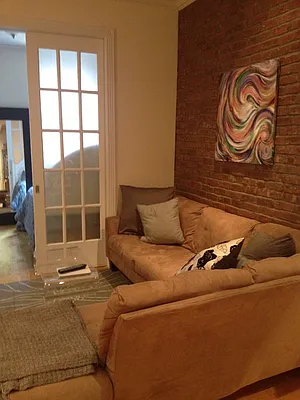 Rented by Walker Malloy & Company Inc | media 33