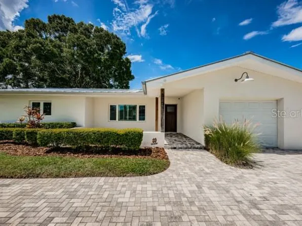 815 44th Ave NE, Saint Petersburg, FL 33703