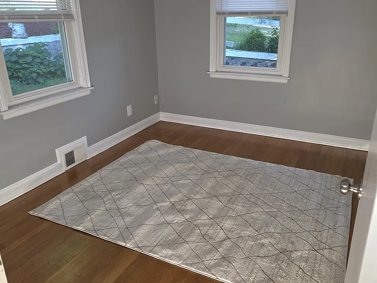 bedroom no.1