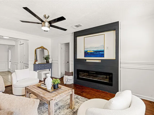 1007 Trimm Ave, Pasadena, TX 77502