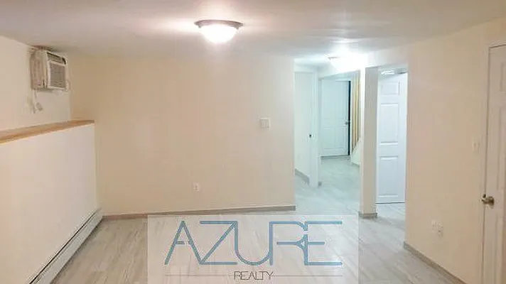 Rented by Azure Realty NY LLC | media 72