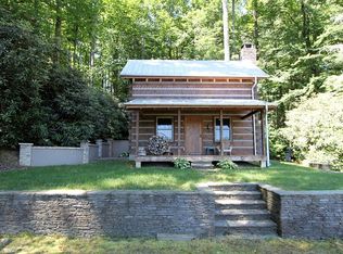 261 Lake View Dr, Deep Gap, NC 28618