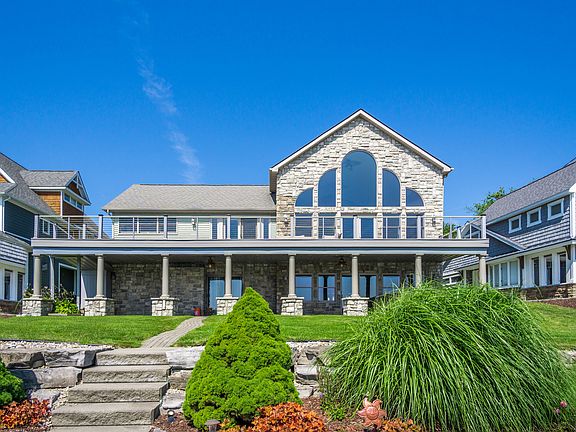 5th image of 12363 Margaret Dr