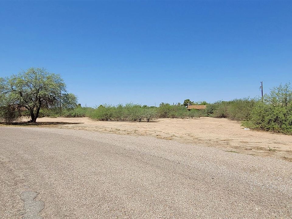1st image of 4070 N Palm Cir