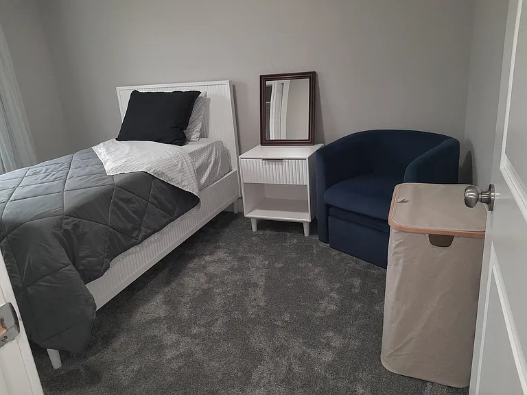 15423 Trillium Cir #1 — Photo 5