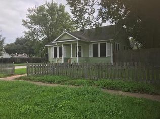 110 E Summit St, Schulenburg, TX 78956