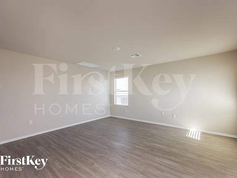 6443 Pickaxe Way — Photo 3