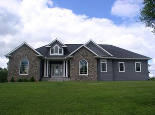 N7693 1126th St, Prescott, WI 54021