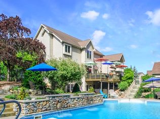 7202 Mulder Rd, Dexter, MI 48130