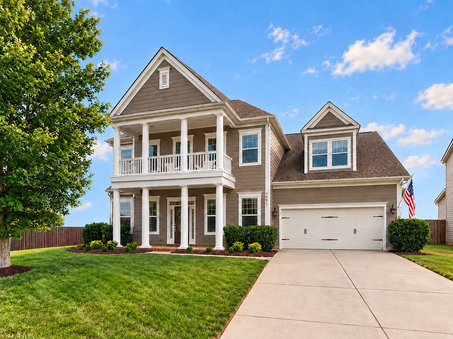 5 bed, 3.5 bath, 3372 sqft, $3,550 — Photo 1