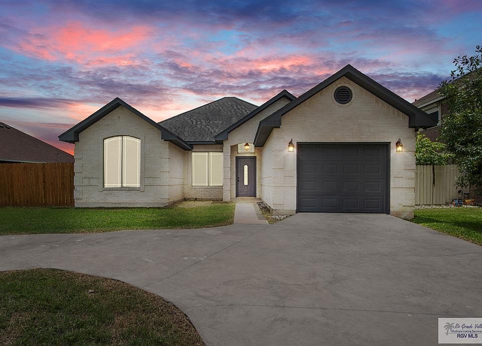 1st image of 3403 Brasilia Dr