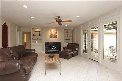 4th image of 4023 Mischire Dr