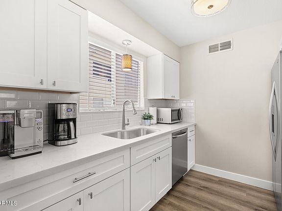 5th image of 4630 N 68th St Unit 203