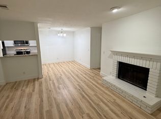 206 Warm Springs Cir, Roswell, GA 30075
