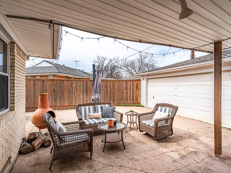 10615 Larchfield Ln — Photo 32