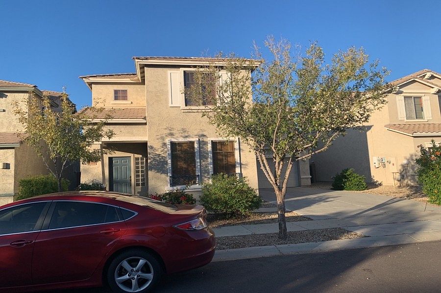 1st image of 17576 W Banff Ln