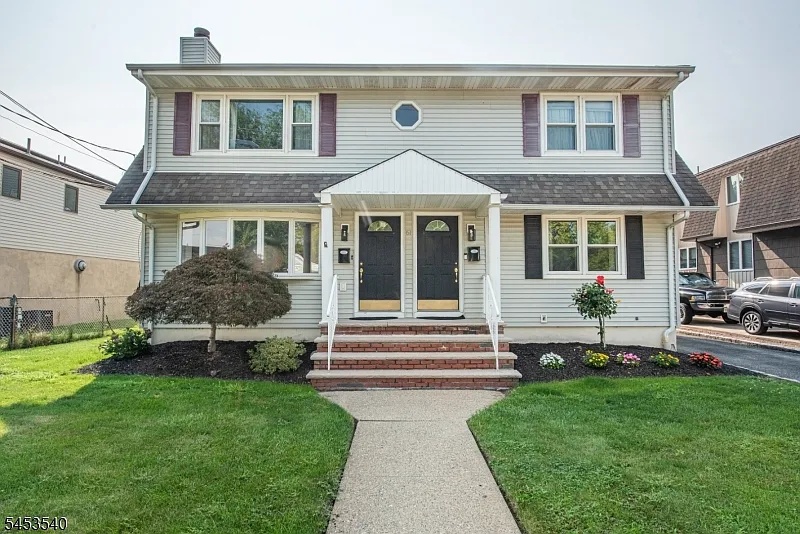 61 Elm St