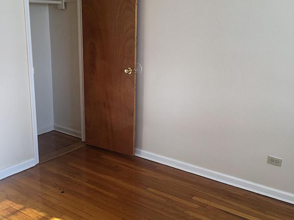 3rd image of 187-35 Hillside Ave #5B