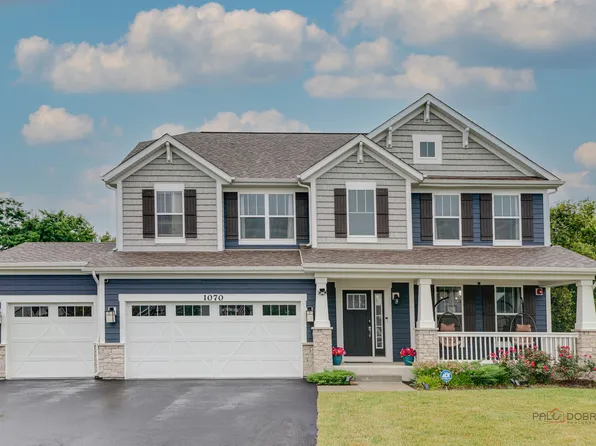 1070 Avery Ridge Cir, Lake Zurich, IL 60047