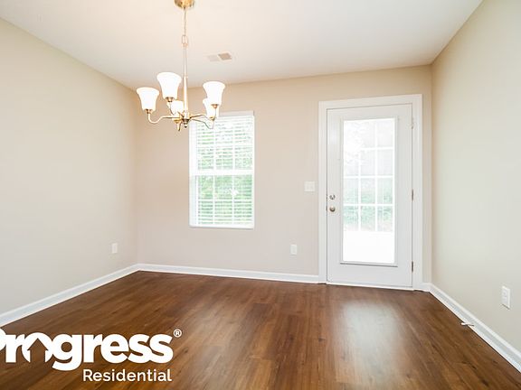 3rd image of 1528 Passage Dr