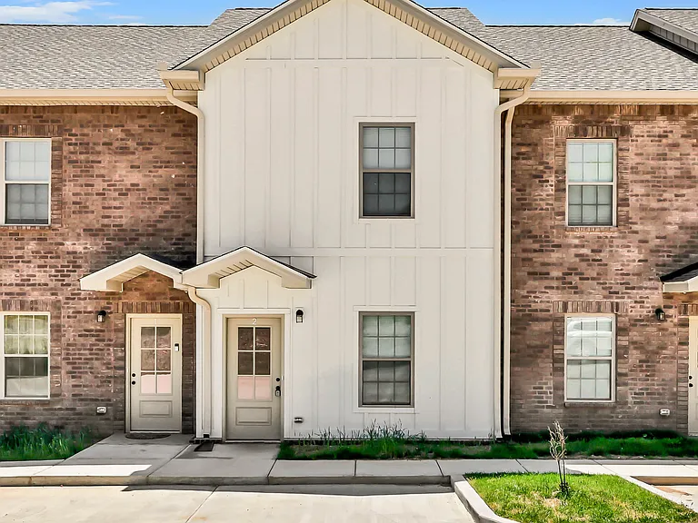 500 Peachers Mill Rd #C2 — Photo 1