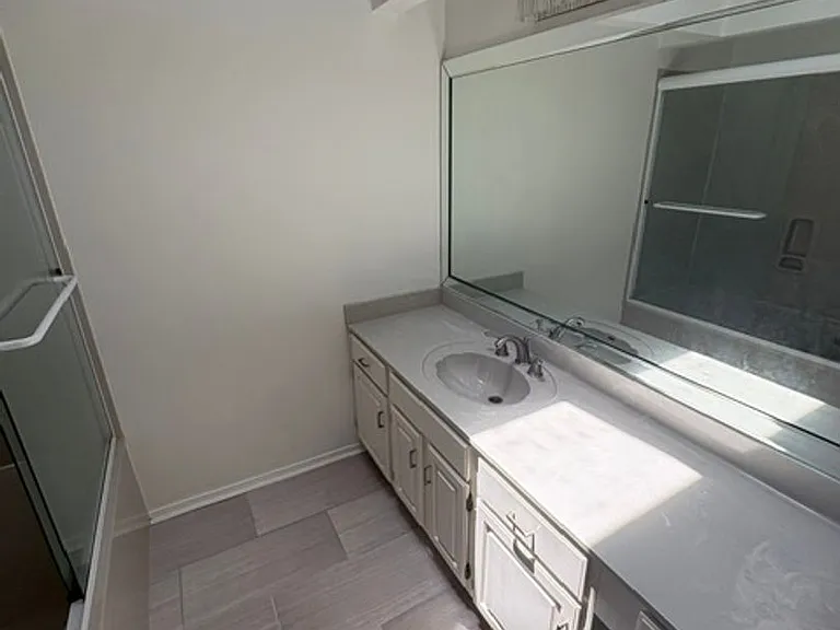 83 Lake Lorraine Cir — Photo 22