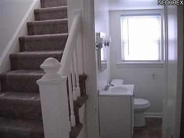 5th image of 120 Homestead Dr