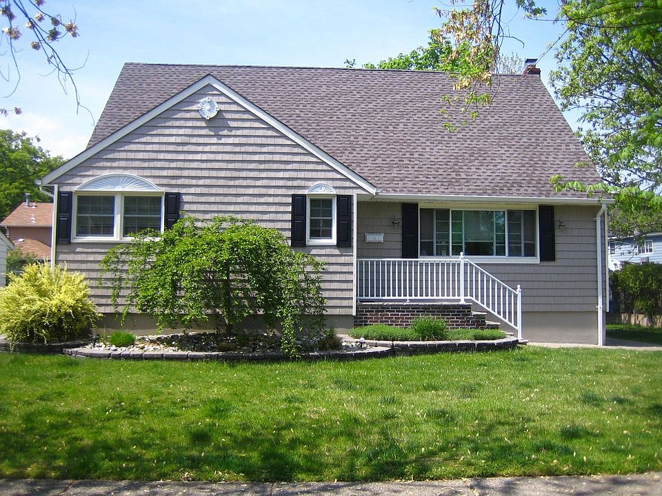 Front of house 