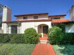 221 Grove Ln, Santa Barbara, CA 93105