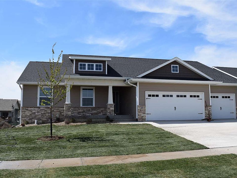 1st image of 215 Autumn Ct