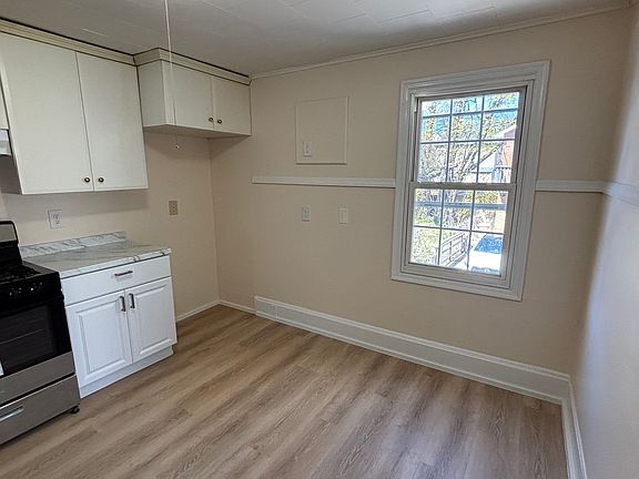 4th image of 251 Watchung Ave W #2