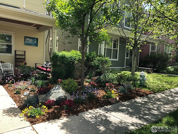 3rd image of 1494 Yaupon Ave