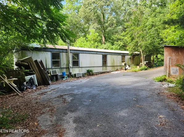 2623 Fiesta Blvd, Sevierville, TN 37876