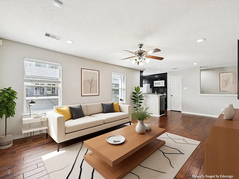1405 Bailey St — Photo 10