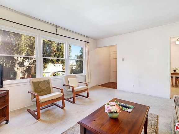 5th image of 3012 Glenn Ave
