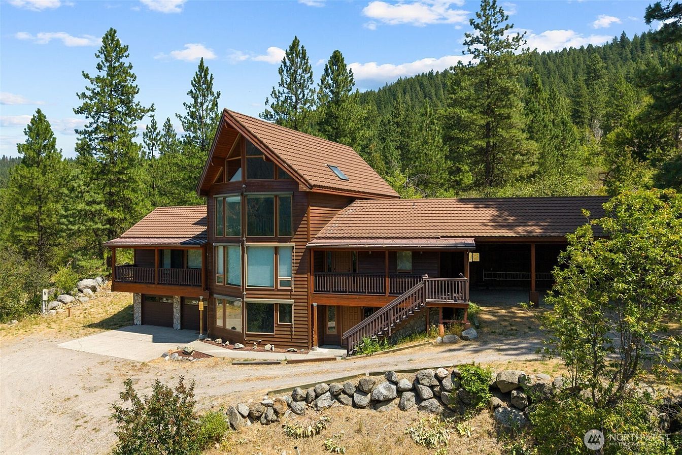 1st image of 219 Dempsey Road