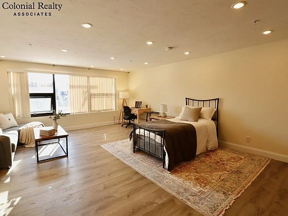 2nd image of 1028 Commonwealth Ave #204