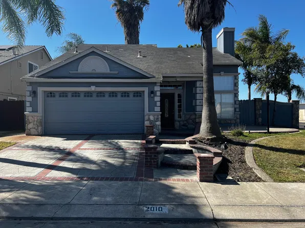 2010 Falmoth Cir, Manteca, CA 95336