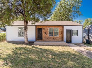 2412 Spiller St, Fort Worth, TX 76105