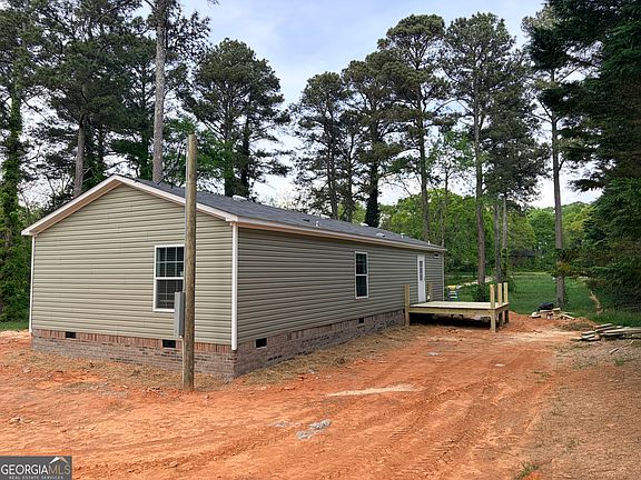 4th image of 225 Rehoboth Rd